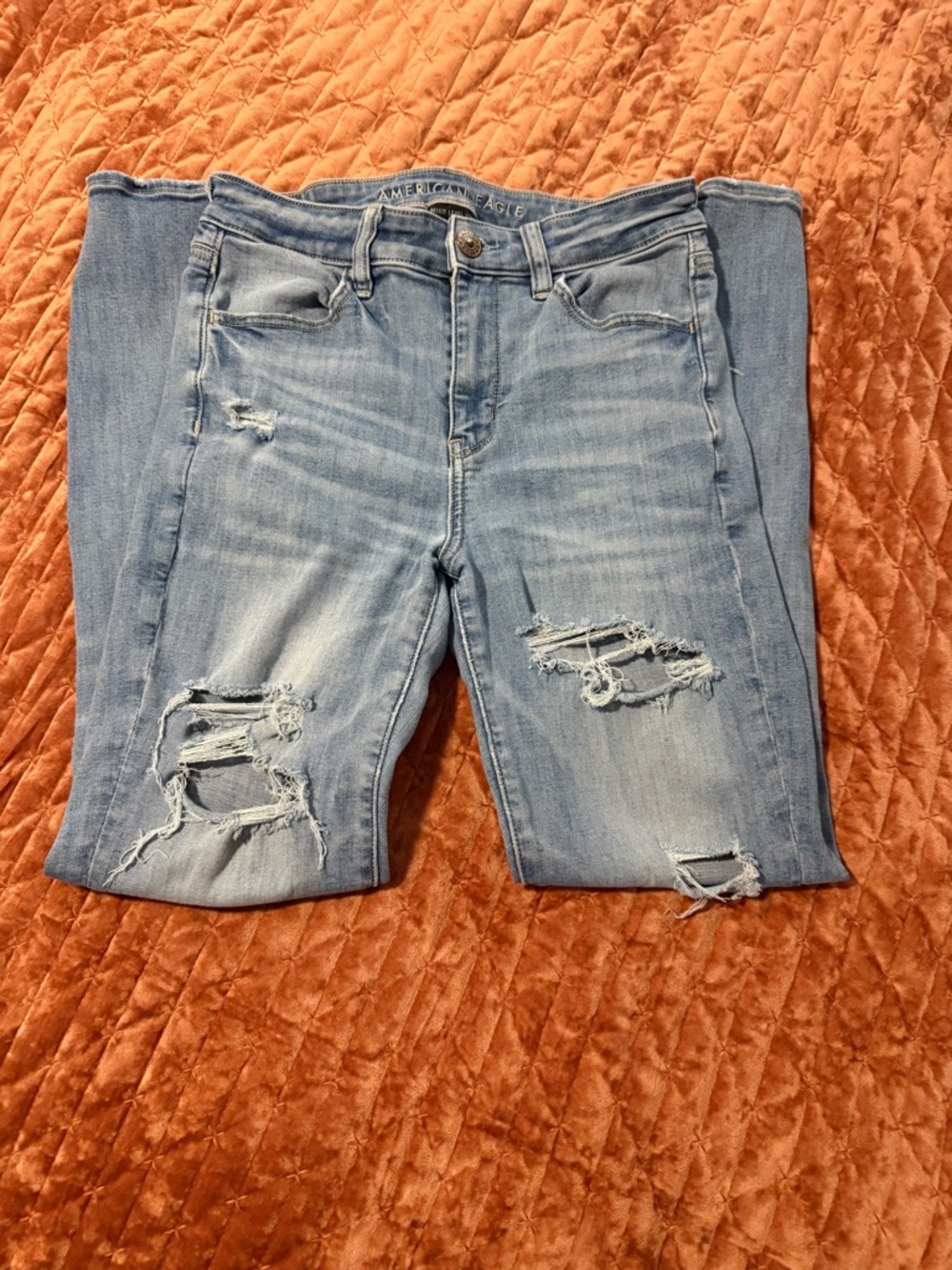 American Eagle Outfitters Light Wash Ripped Skinny Jeans